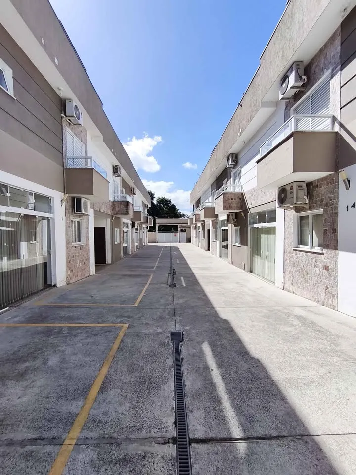 Casa em condomínio em Massaguaçu, Caraguatatuba - foto 17 de 32