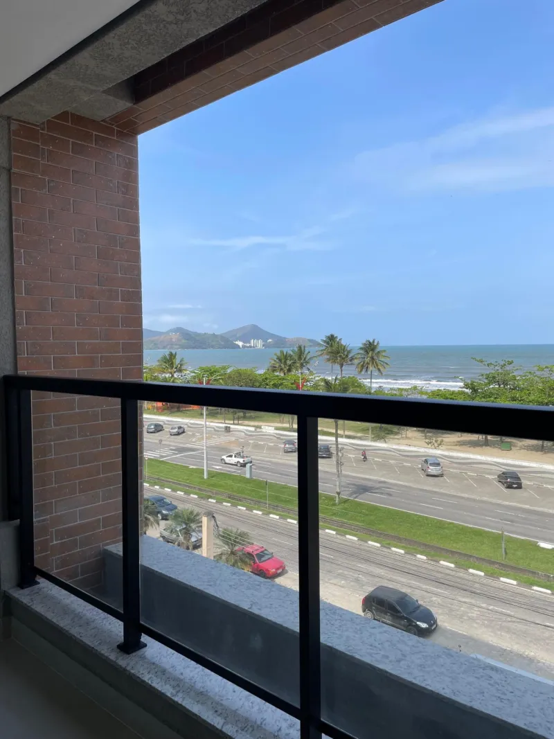 Apartamento mobiliado com vista para o mar no Indaiá, Caraguatatuba