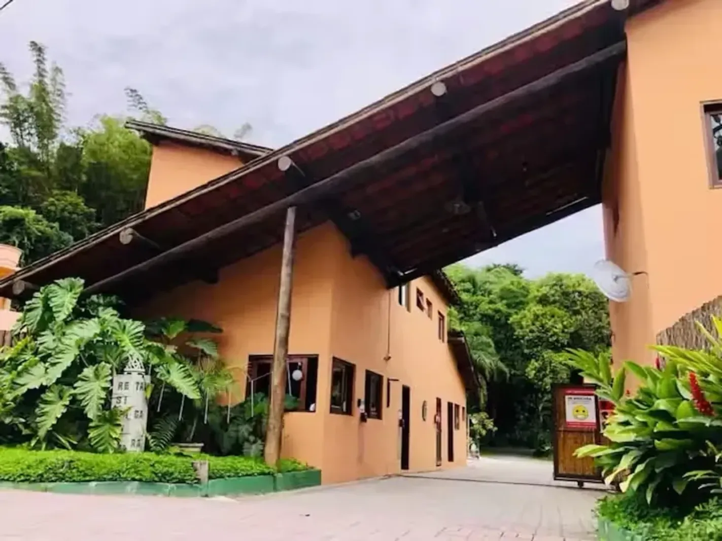 Casa em condomínio em Camburi, São Sebastião - foto 2 de 26