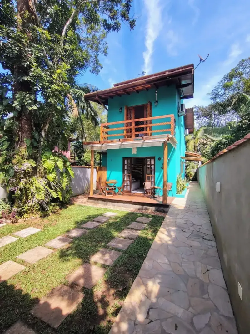 Casa com 3 quartos em Camburi