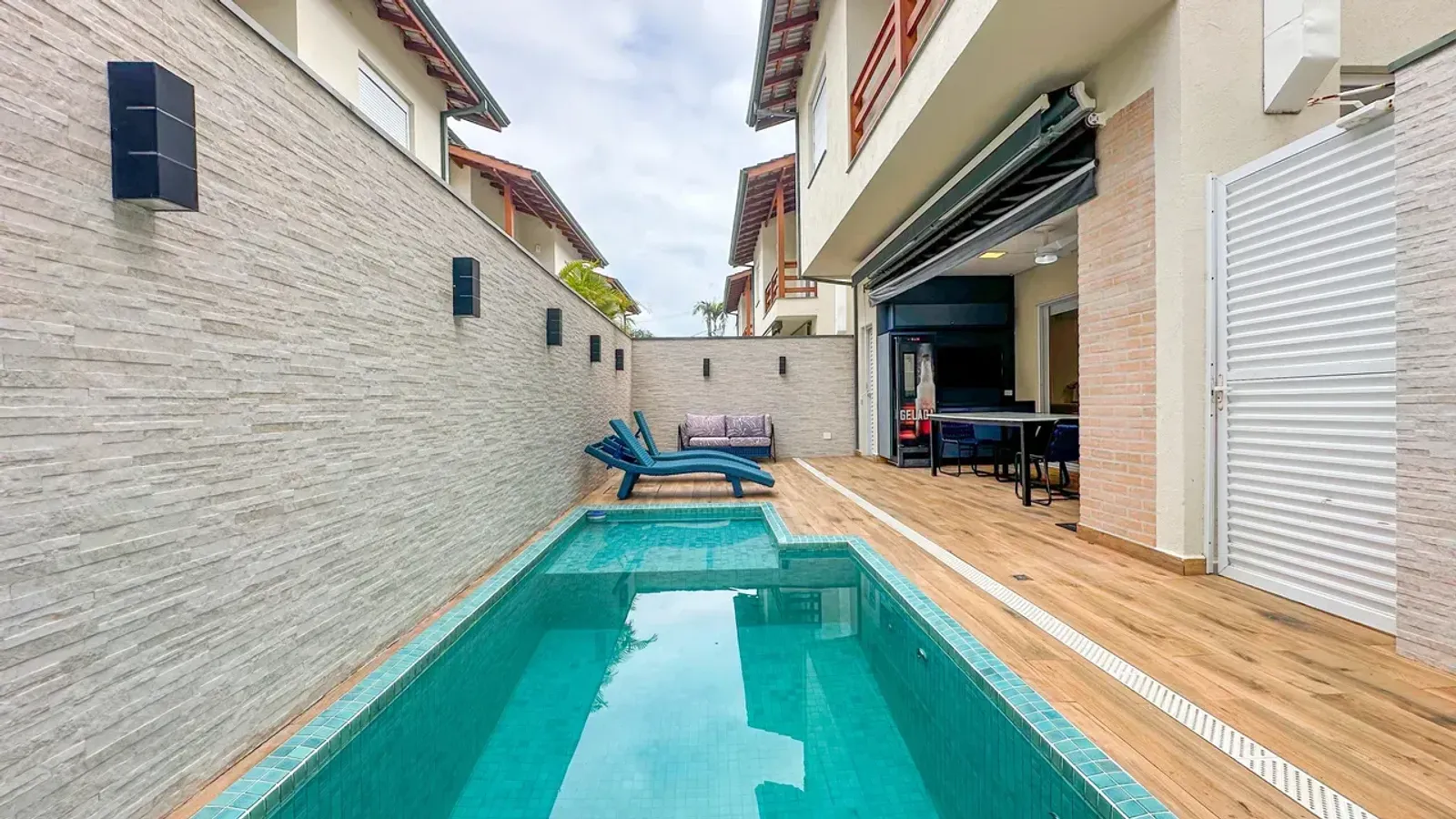 Casa com 3 suítes e piscina privativa em Juquehy
