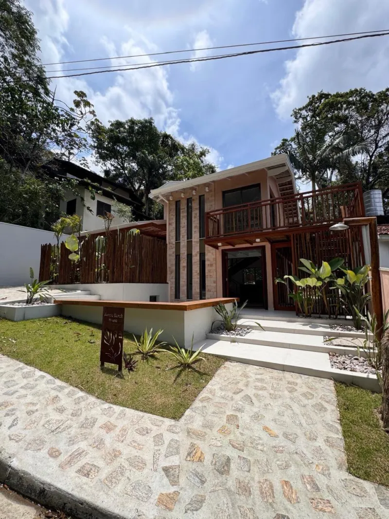 Casa em Guaecá, São Sebastião - foto 2 de 25