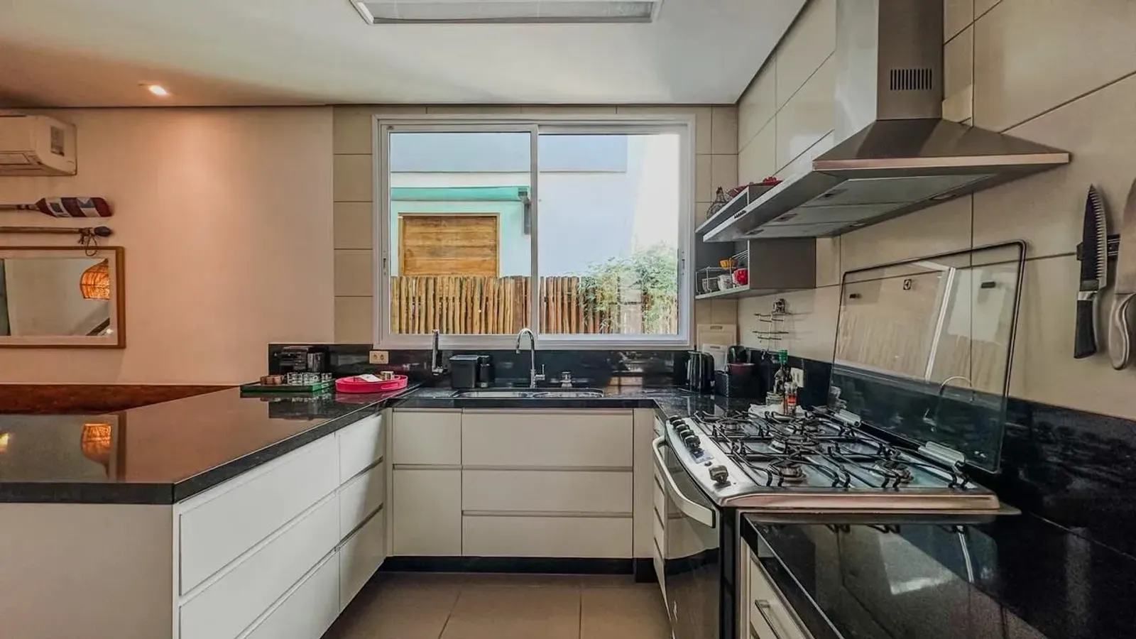Casa em condomínio em Juquehy, São Sebastião - foto 2 de 34
