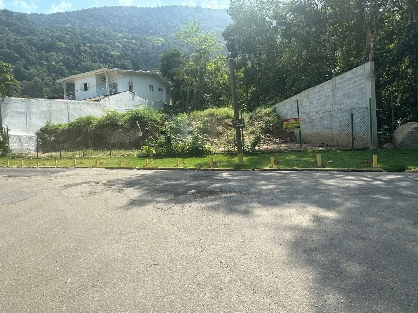 Terreno de 508 m² com projeto aprovado no Condomínio Portal do Carmo, Guaecá